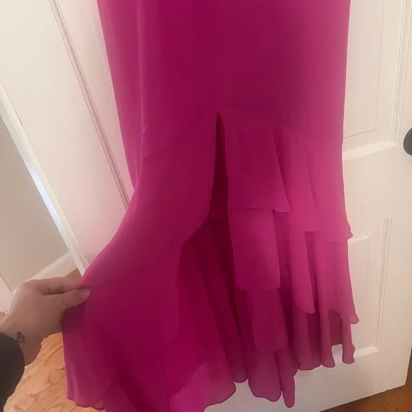 Elegant Pink Ruffled Dress - Picture 4 of 6